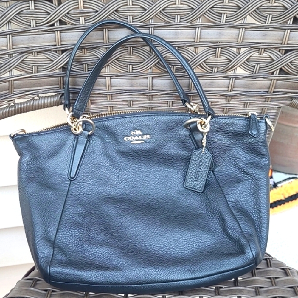 Coach Black and Gold Shoulder Bag